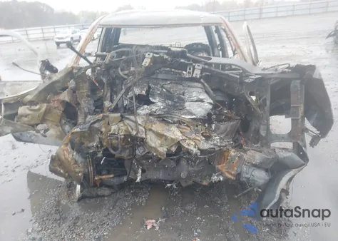 2018 Chevrolet Silverado 1500 2Lt from USA, damaged, VIN 3GCUKREC7JG158027